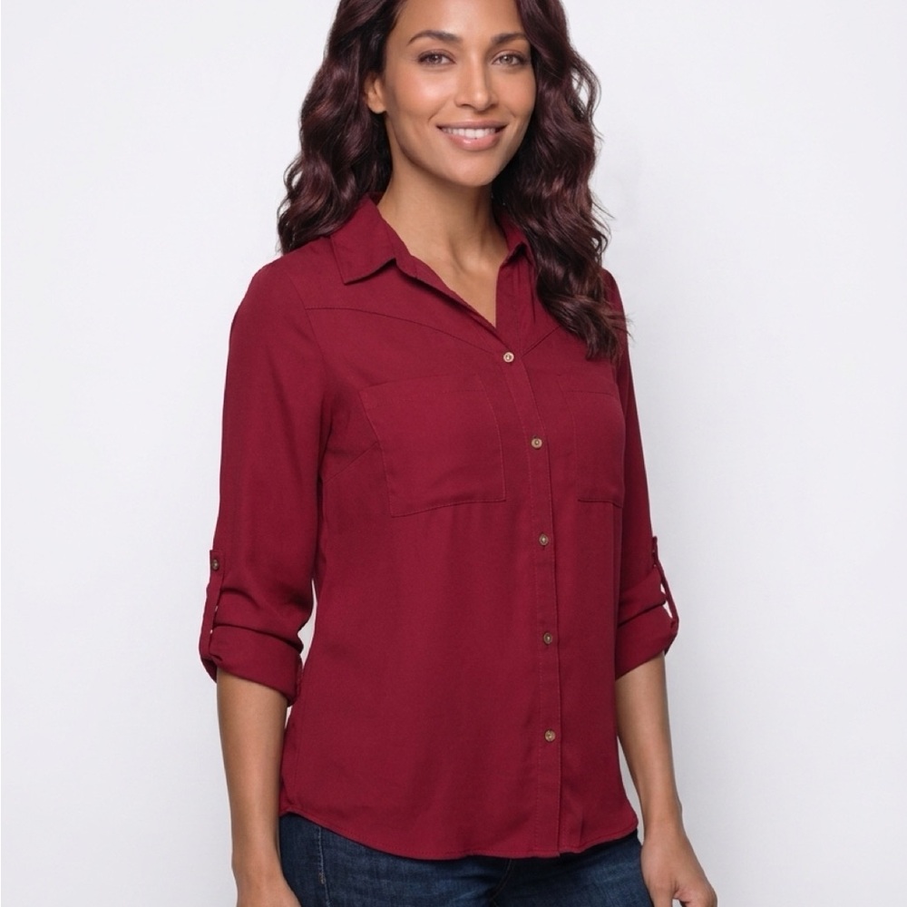 Tea Rose Women's Button-Front Maroon Blouse